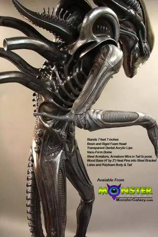 Illustration for article titled Real-Size Alien Statue Guaranteed to Kill You at Night